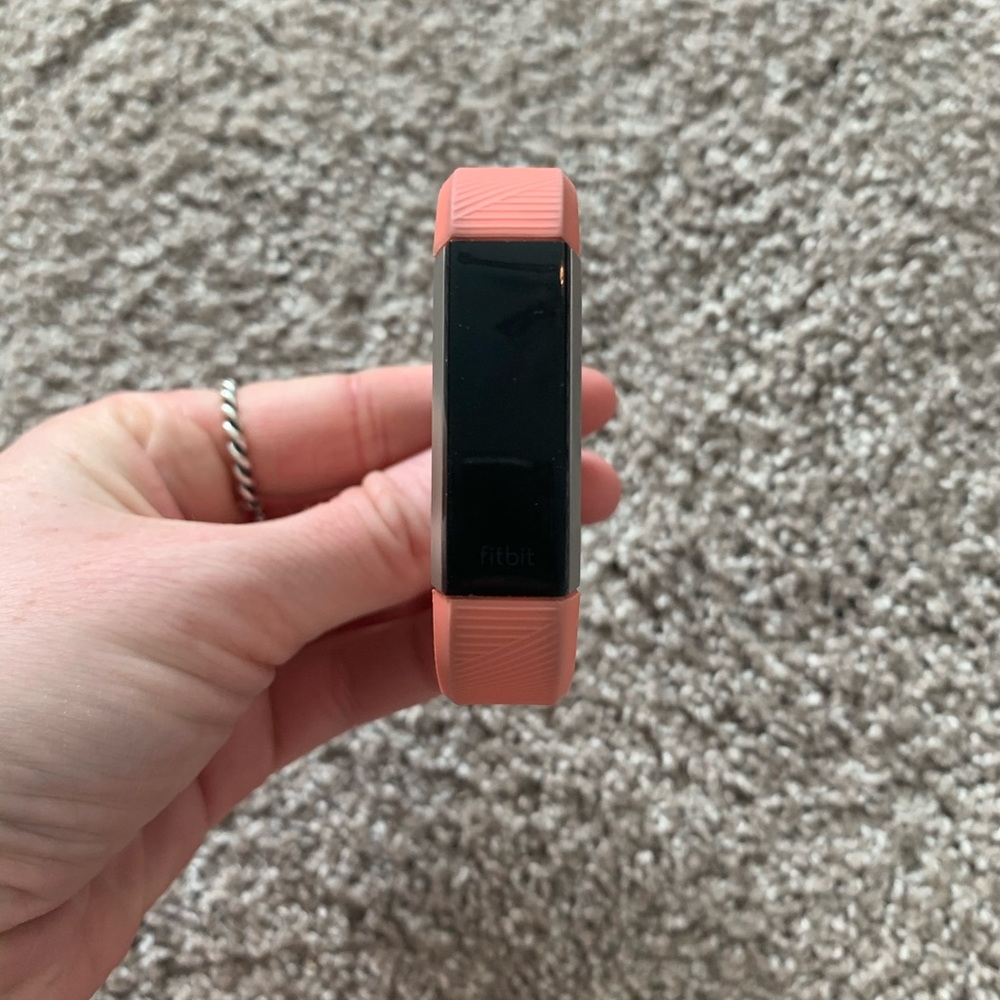 Fitbit Alta HR